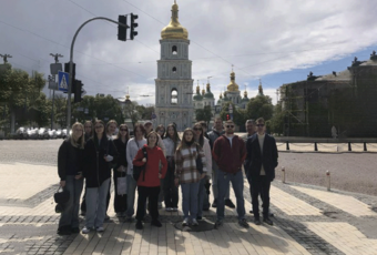 ЕКСКУРСІЯ ІСТОРИЧНИМИ КУТОЧКАМИ СТОЛИЦІ