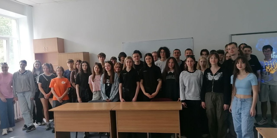 Лекція з кібербезпеки в Голосіївському ЕПФК:  як захистити себе у цифровому світі