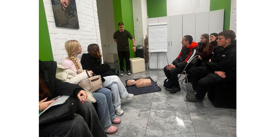 Тренінг з надання домедичної допомоги для студентів Голосіївського ЕПФК