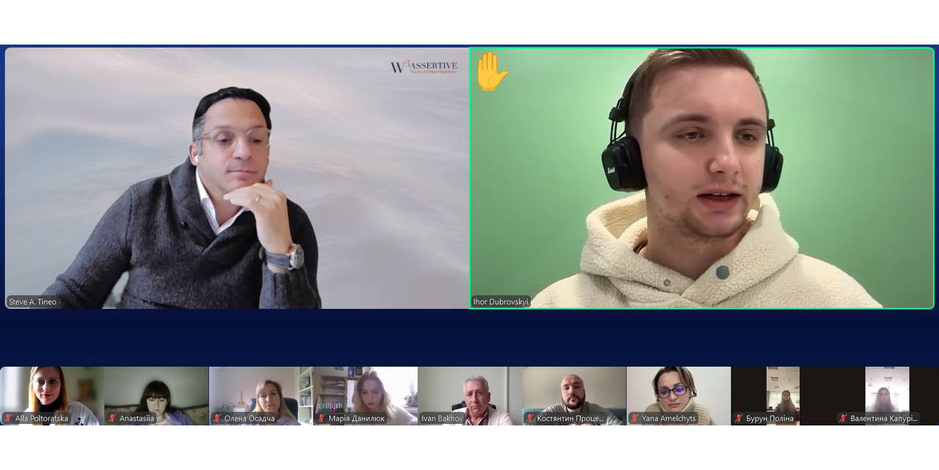 Викладачі та студенти взяли участь в онлайн-лекції, яку провів пан Стів Тінео